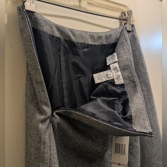 Jones New York Country Wool Blend Black/White Herringbone Embroidered Skirt- 6 - Picture 8 of 12